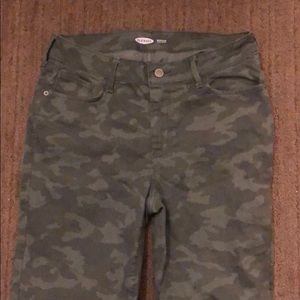 Old Navy Camo Women’s Rockstar Super Skinny Jeans